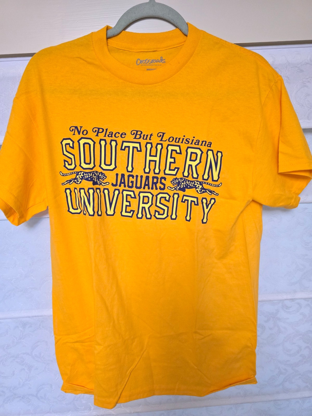 Southern University Jaguars T Shirt Mens Medium Yellow HBCU Louisiana Tee NEW